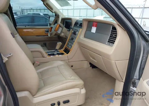 2008 Lincoln Navigator from USA, damaged, VIN 5LMFU28508LJ11841